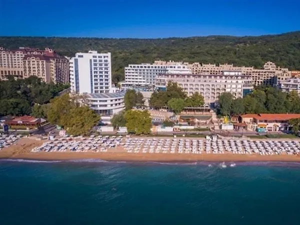 Calm & Fully Equipped Argisht Partez Апартаменты Варна